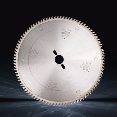 주문 직경 300mm 산업 원형은 실제 녹슬지 않는 톱날 TCT를 online manufacture